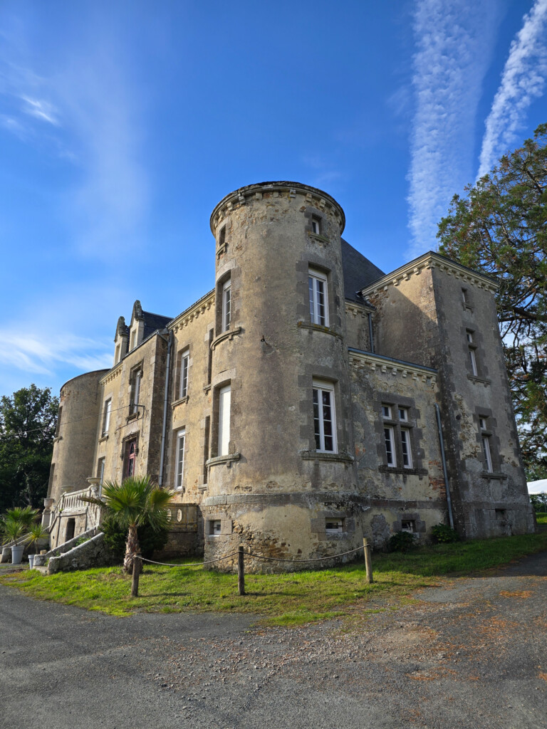 chateau-Jousseliniere-chaille-sous-les-ormeaux
